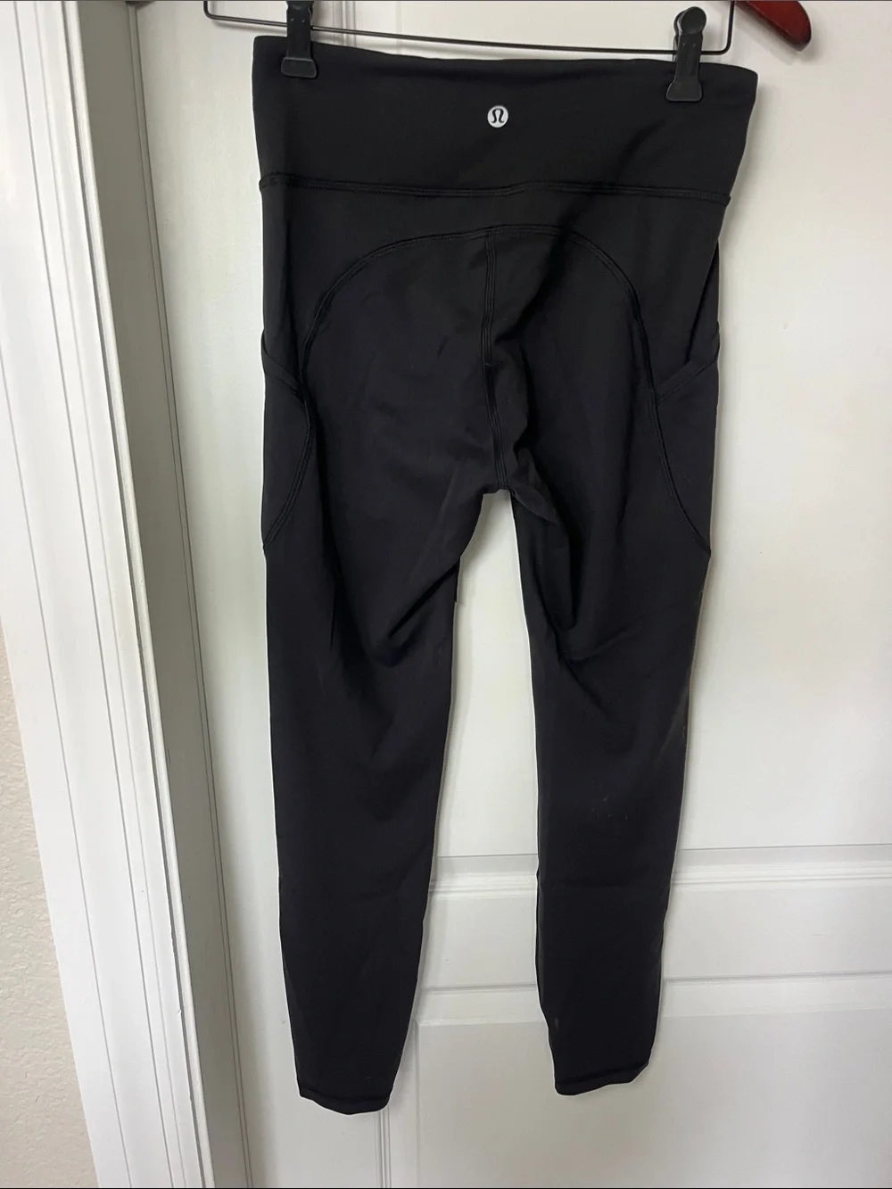 Lululemon Athletica black size 6 leggings